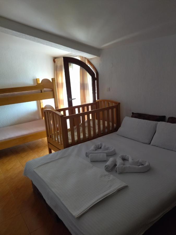 Apartment Klara Бар Экстерьер фото