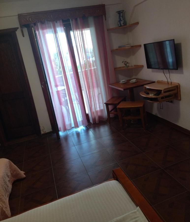 Apartment Klara Бар Экстерьер фото