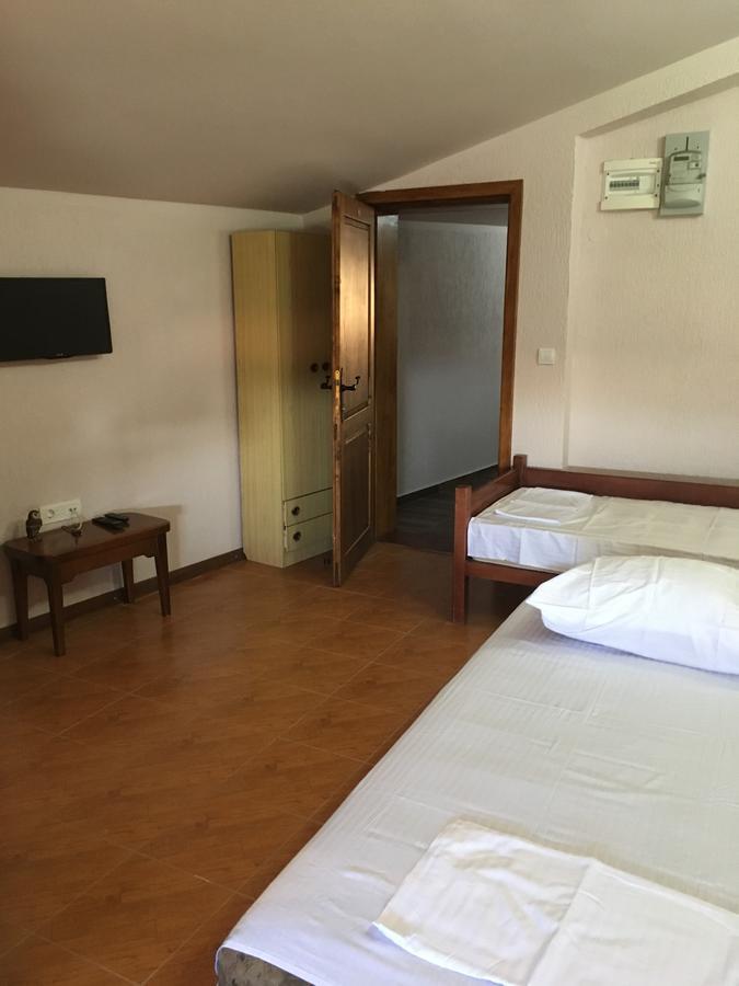 Apartment Klara Бар Экстерьер фото